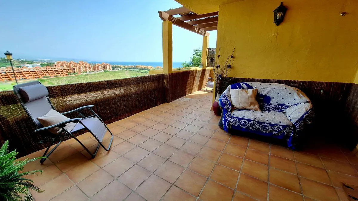 f3c900fc-a296-4ef7-9969-70641f80e7c5