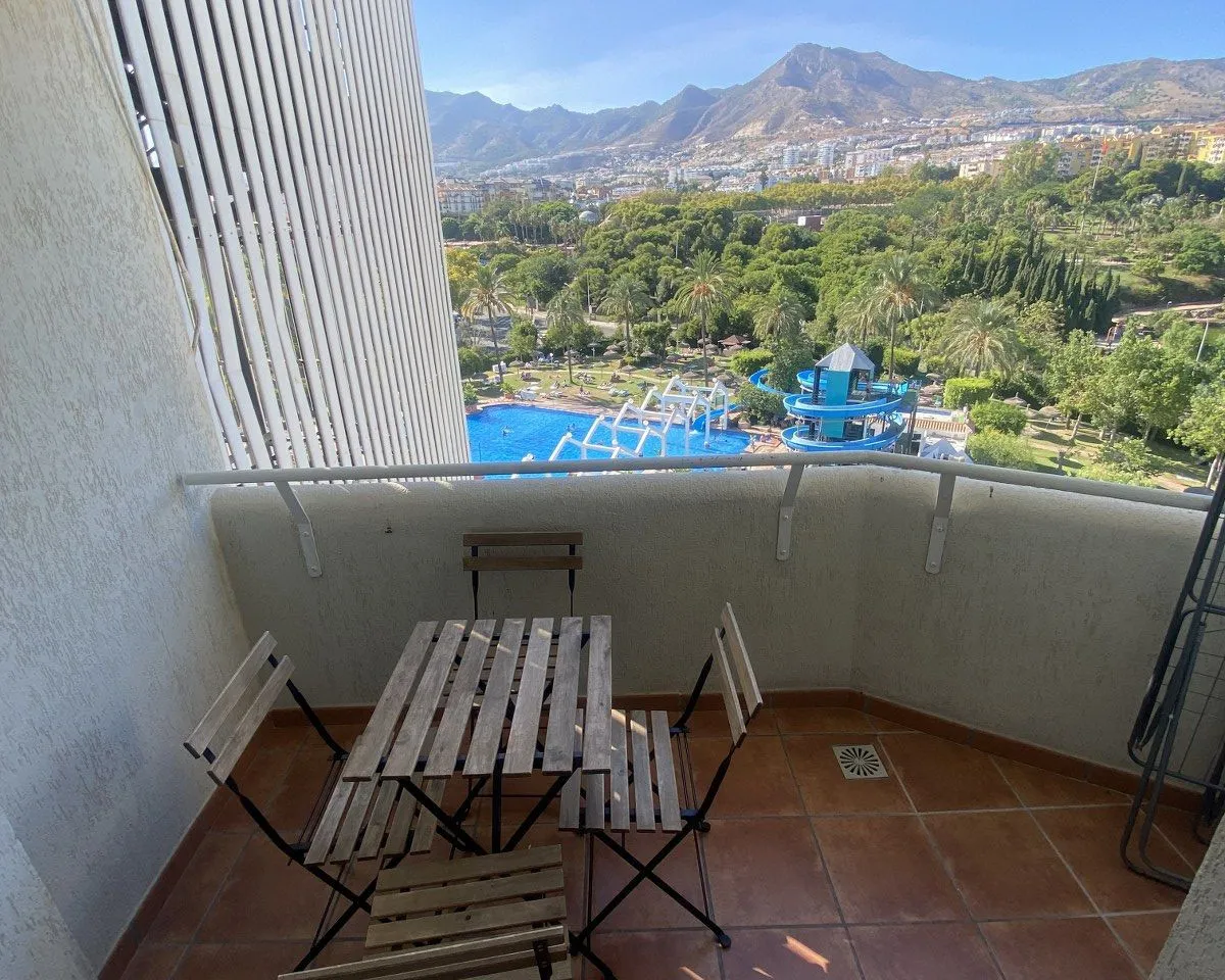 09ce5bfe-d9ae-4126-8d03-588f7723dc20