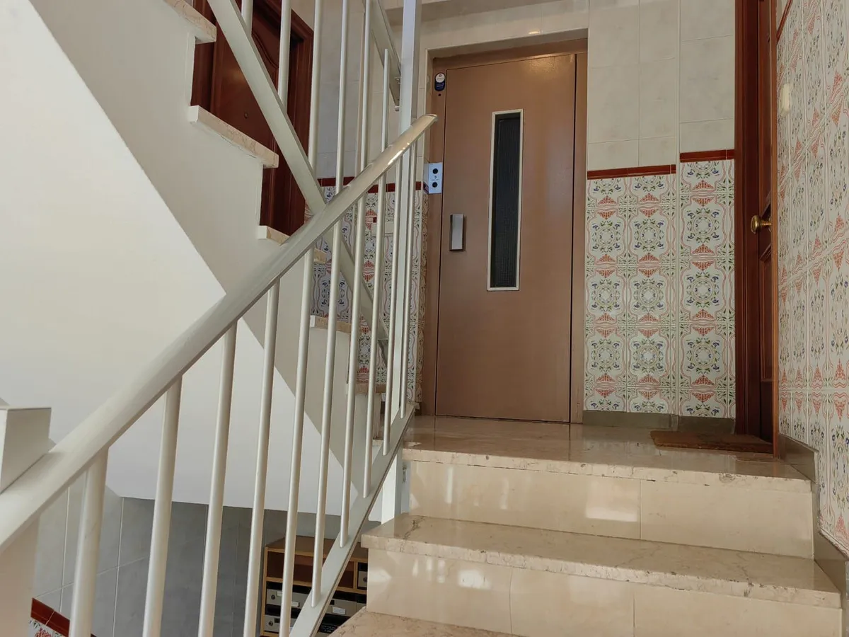 2afd2e5d-55c5-4956-9f45-c757c50c7580