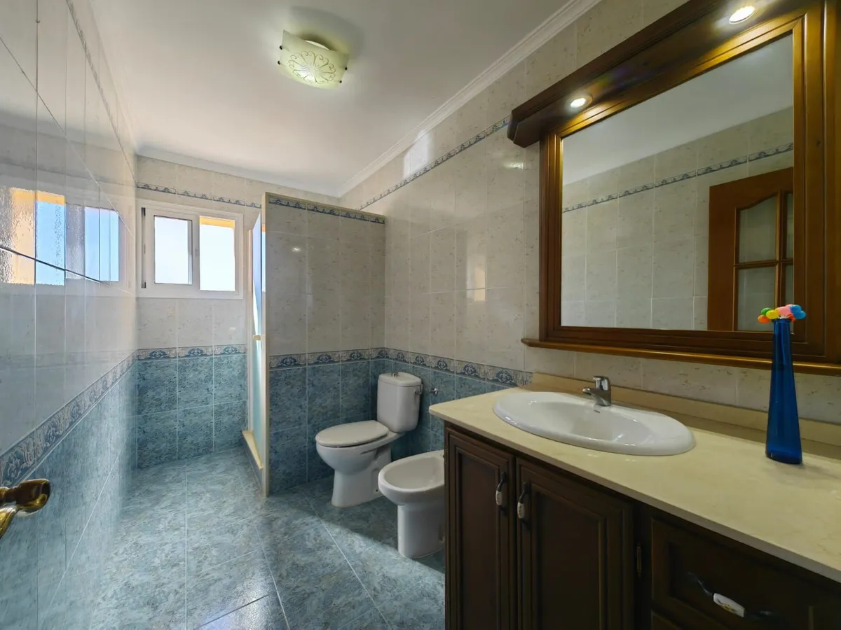 7943e2eb-7def-4659-86da-e39e27c7df95