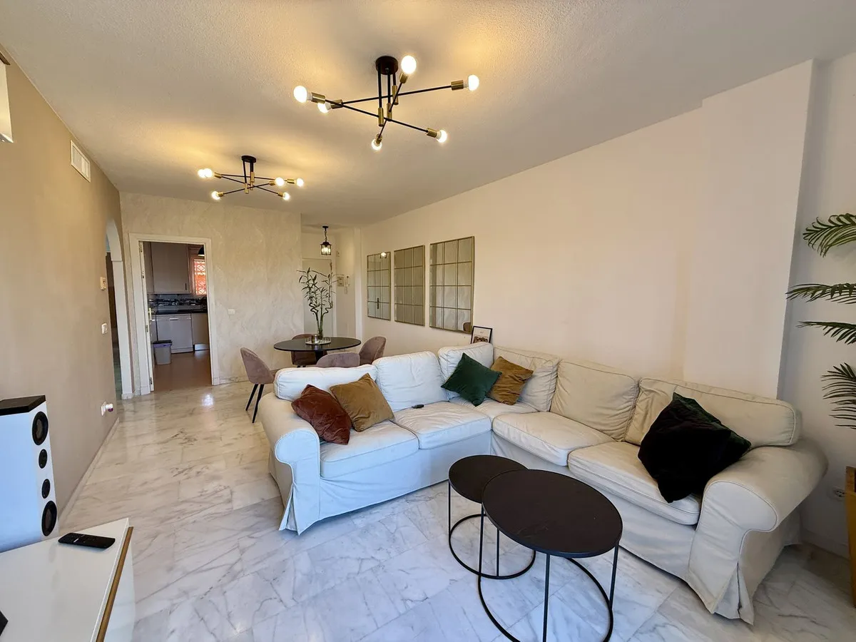 349ff10b-c598-4710-b7c8-b019df5cbc11