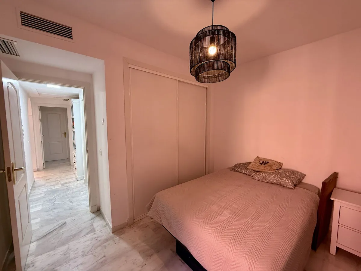 76b27822-d757-412b-aa27-71c4179aff9b