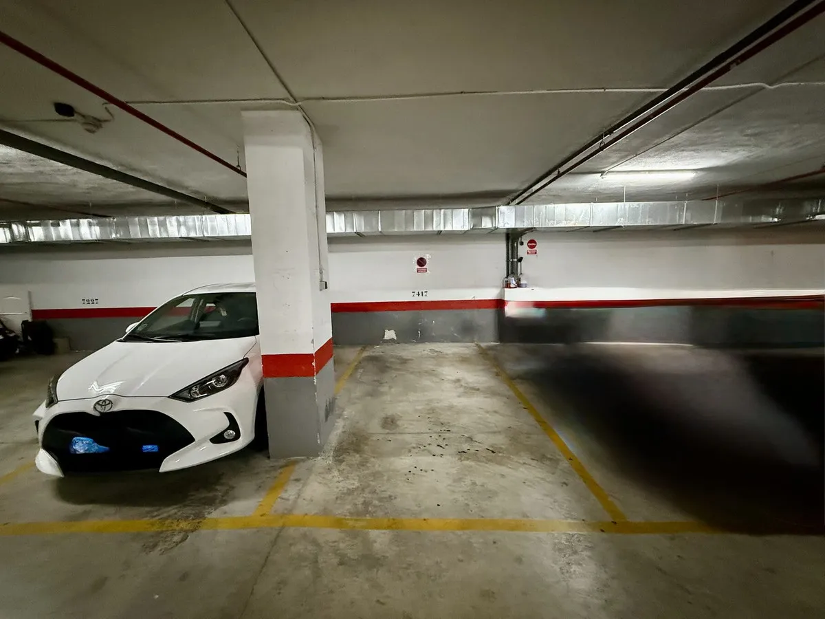 c704d2b5-59dd-49b3-8ffc-92983601782b