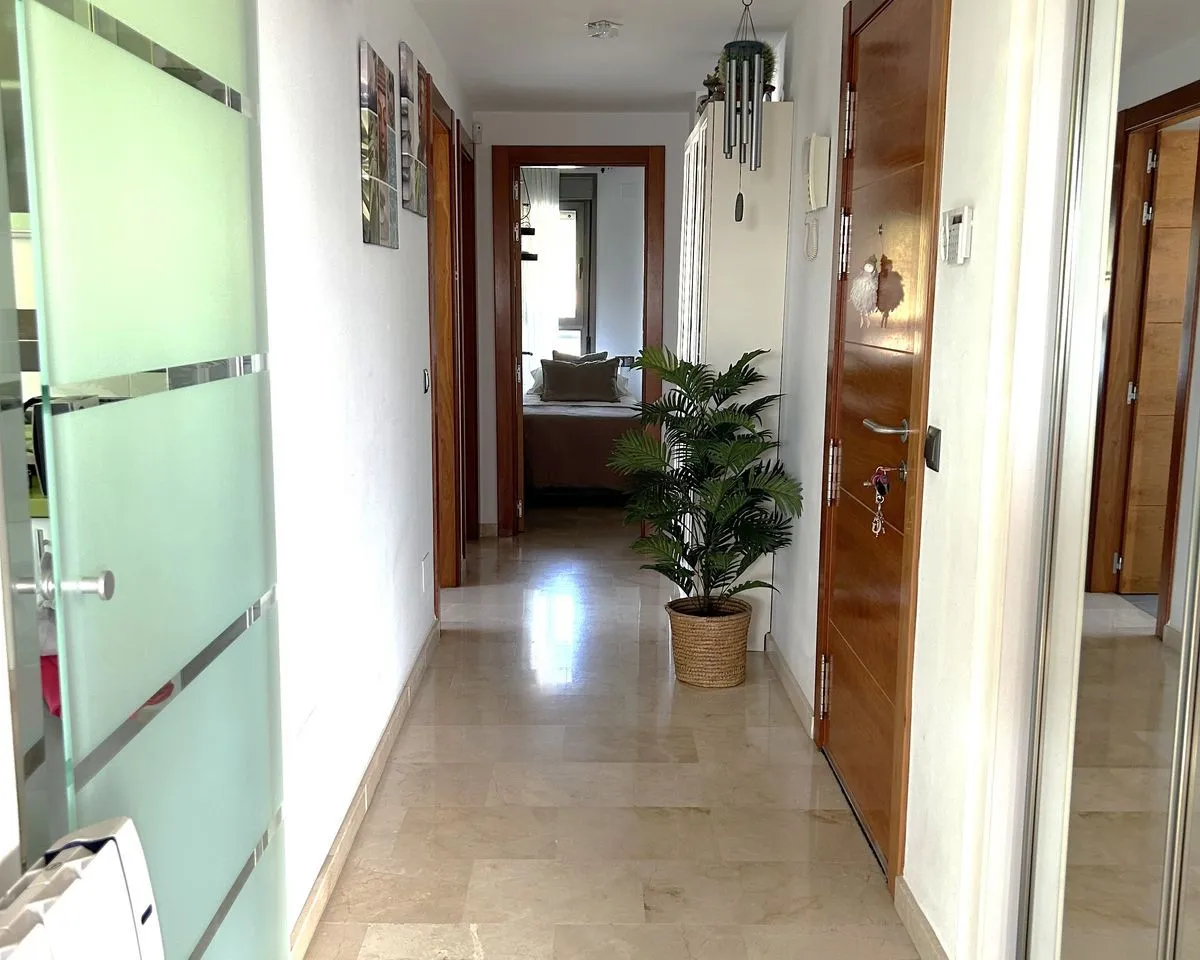 61b181b2-b02f-482c-8251-2af08dcdb4b1