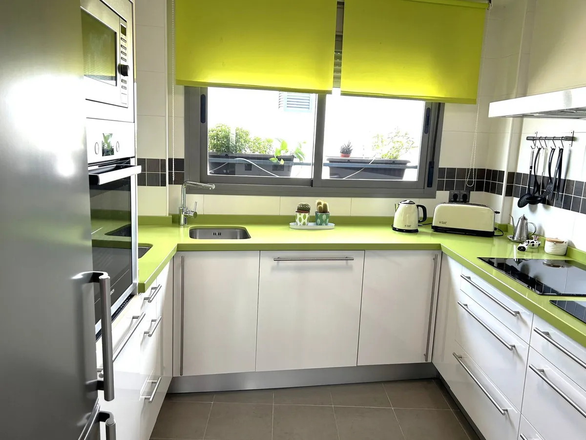 6a53acf4-dd9d-431d-99c7-c7079fbdff55