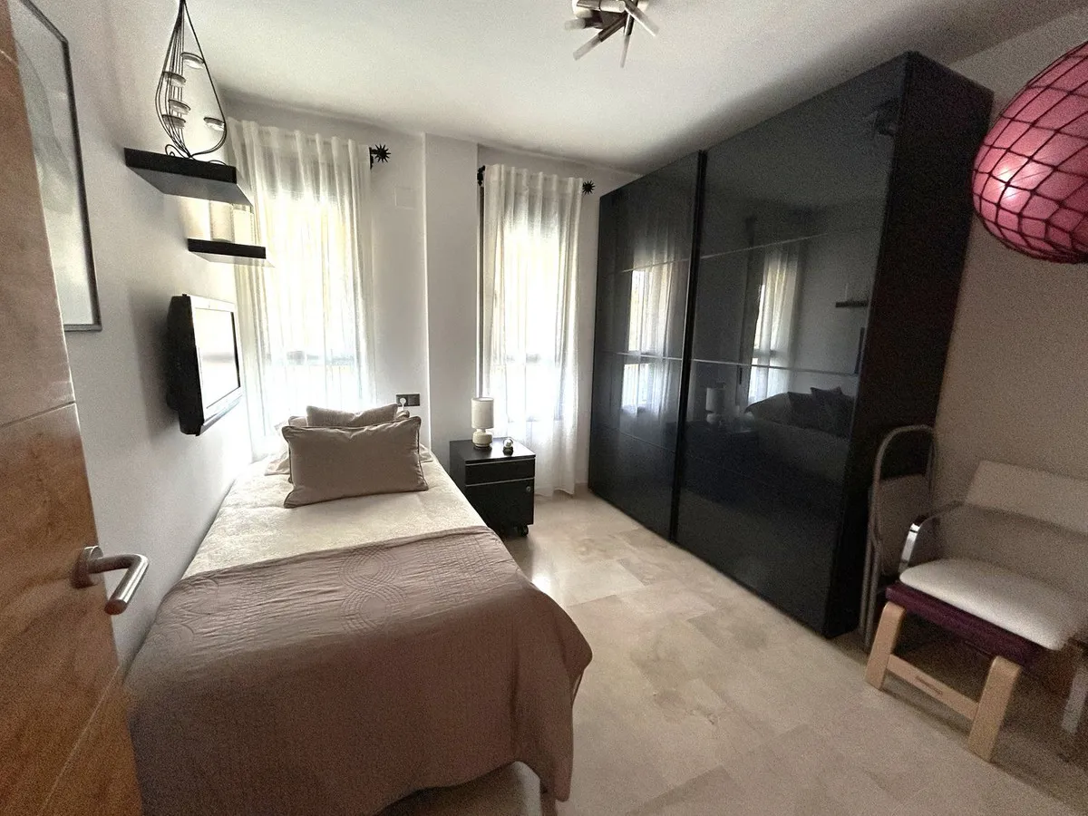 b0d932f7-18d6-4f53-8709-85ab6242262f