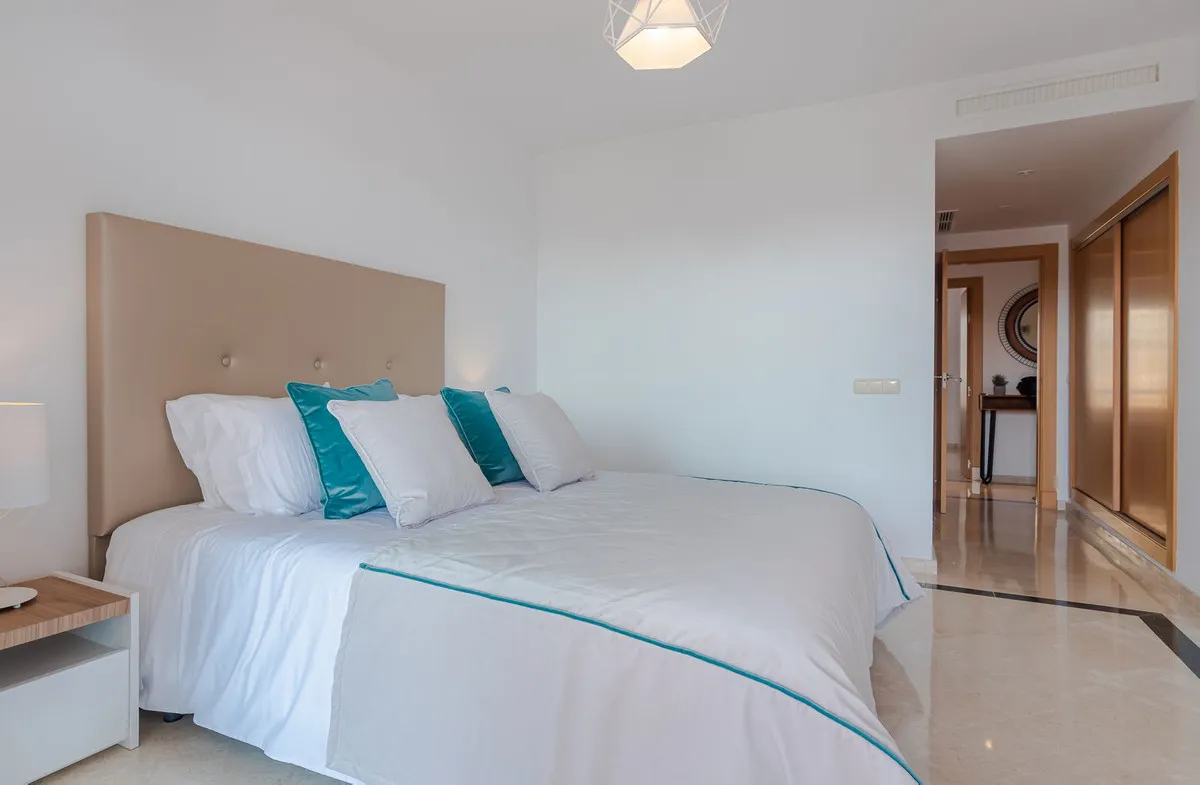 6c395101-8e9c-4ba3-b53e-fc83975b82a1