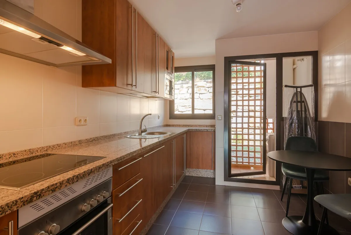 9ab9aea9-4dcc-4cb1-a137-2df1e258986b