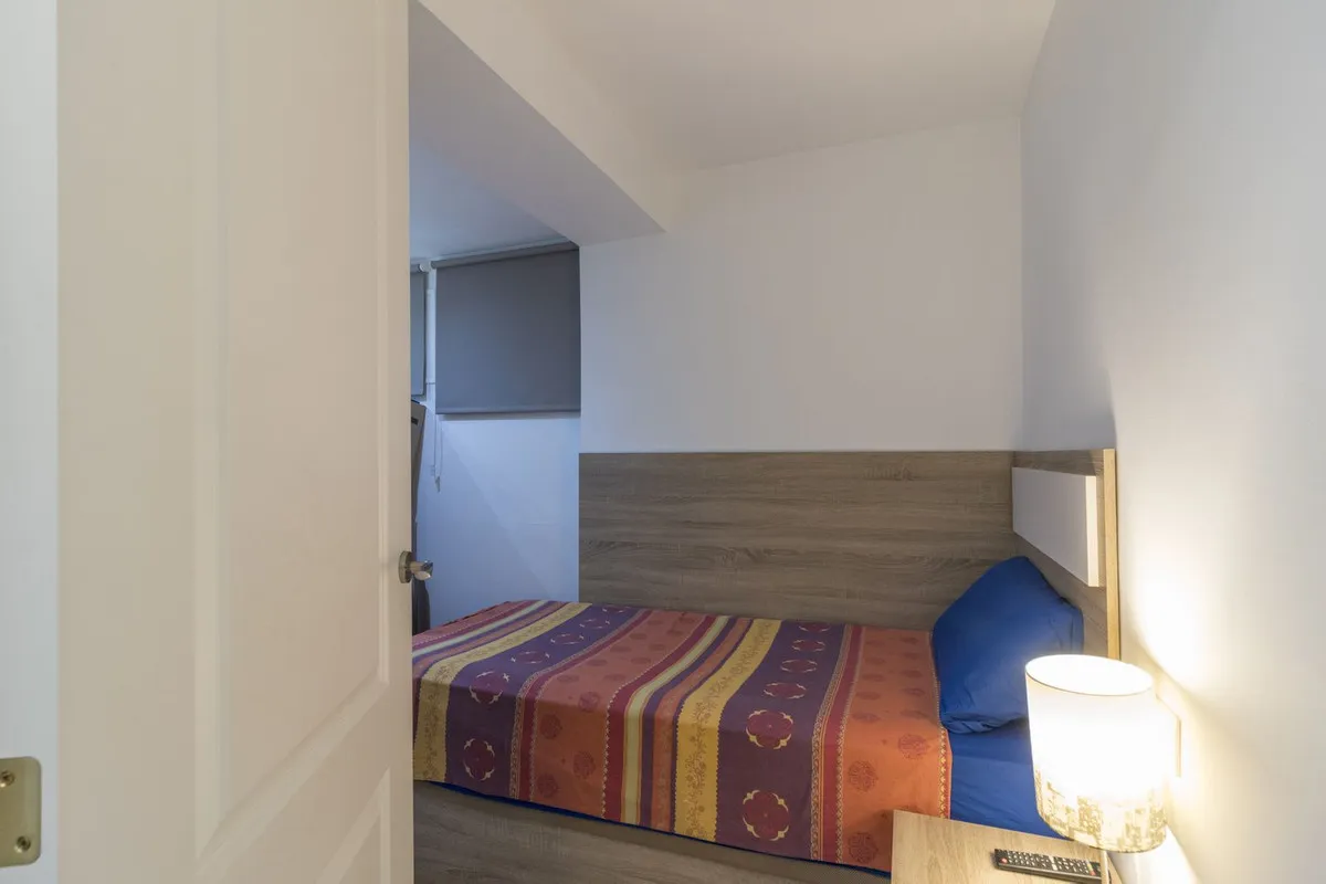 7428d156-bbb1-45db-948f-a109bacdb40d