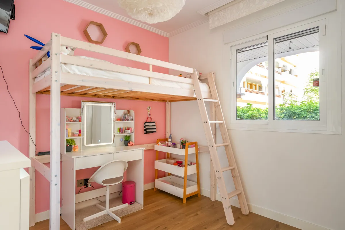 91244656-d948-4e46-b701-08e11efc35db