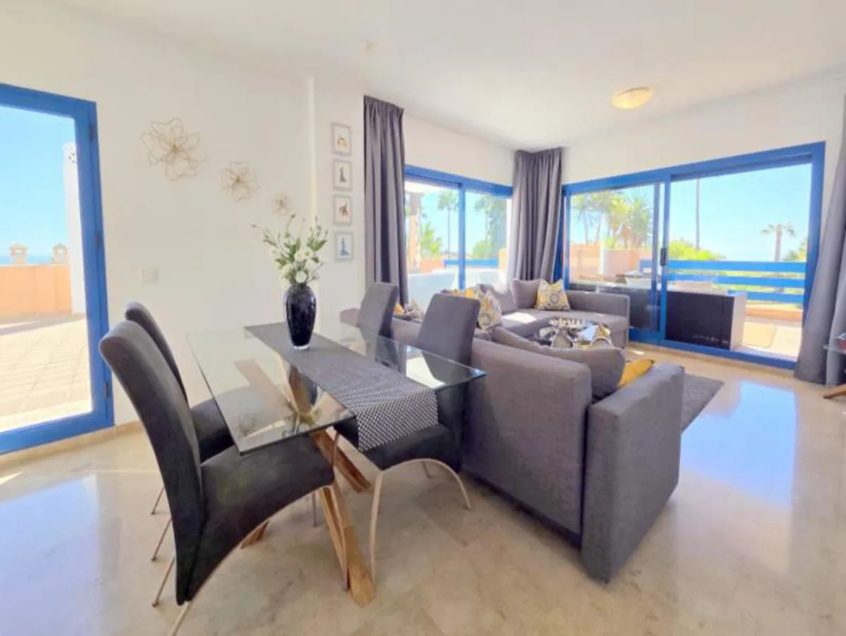 49b9e232-97fa-4bea-b64b-e5026644e4a2