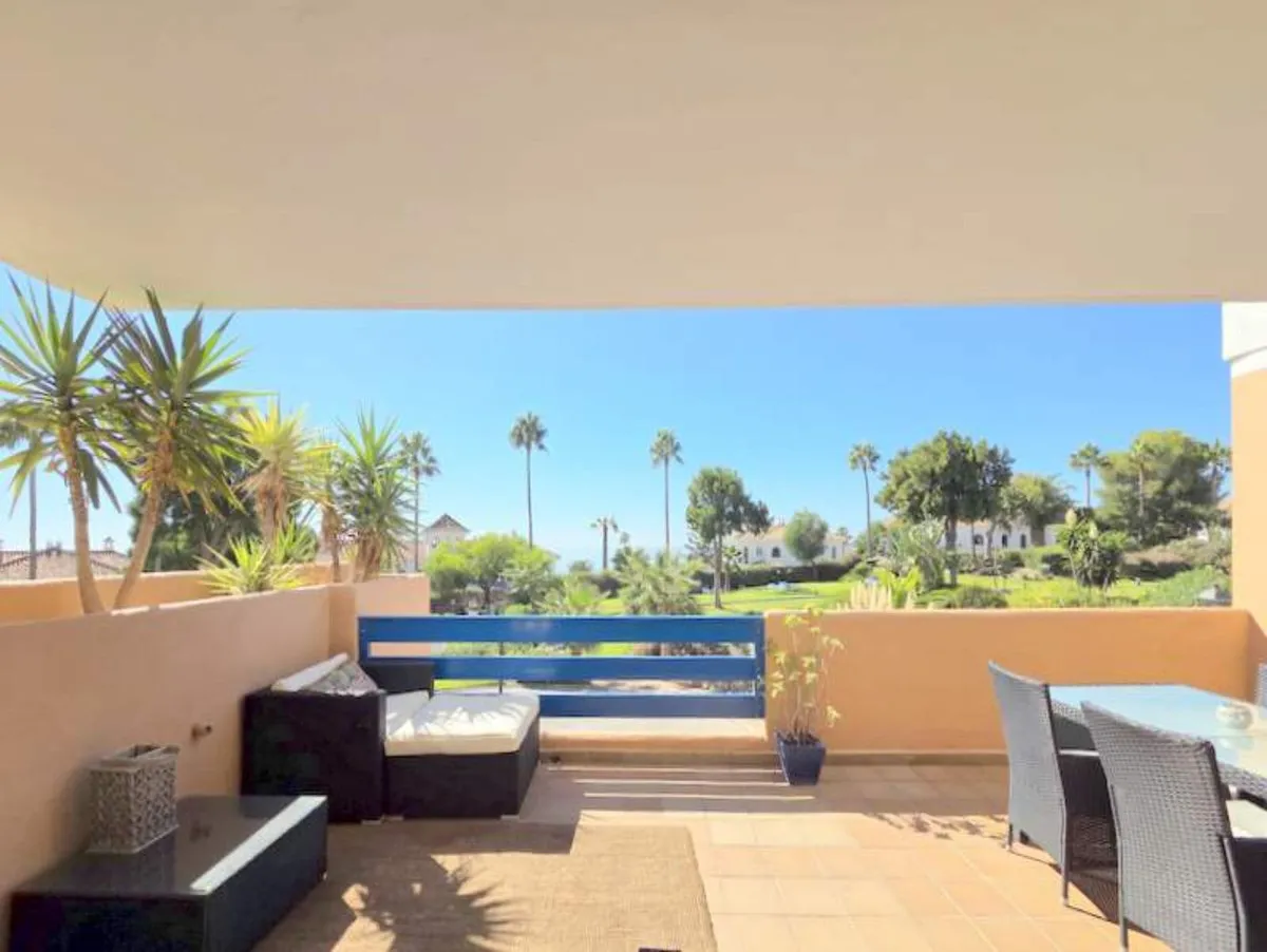 73d01c43-9121-48a4-8303-54f969d73c17