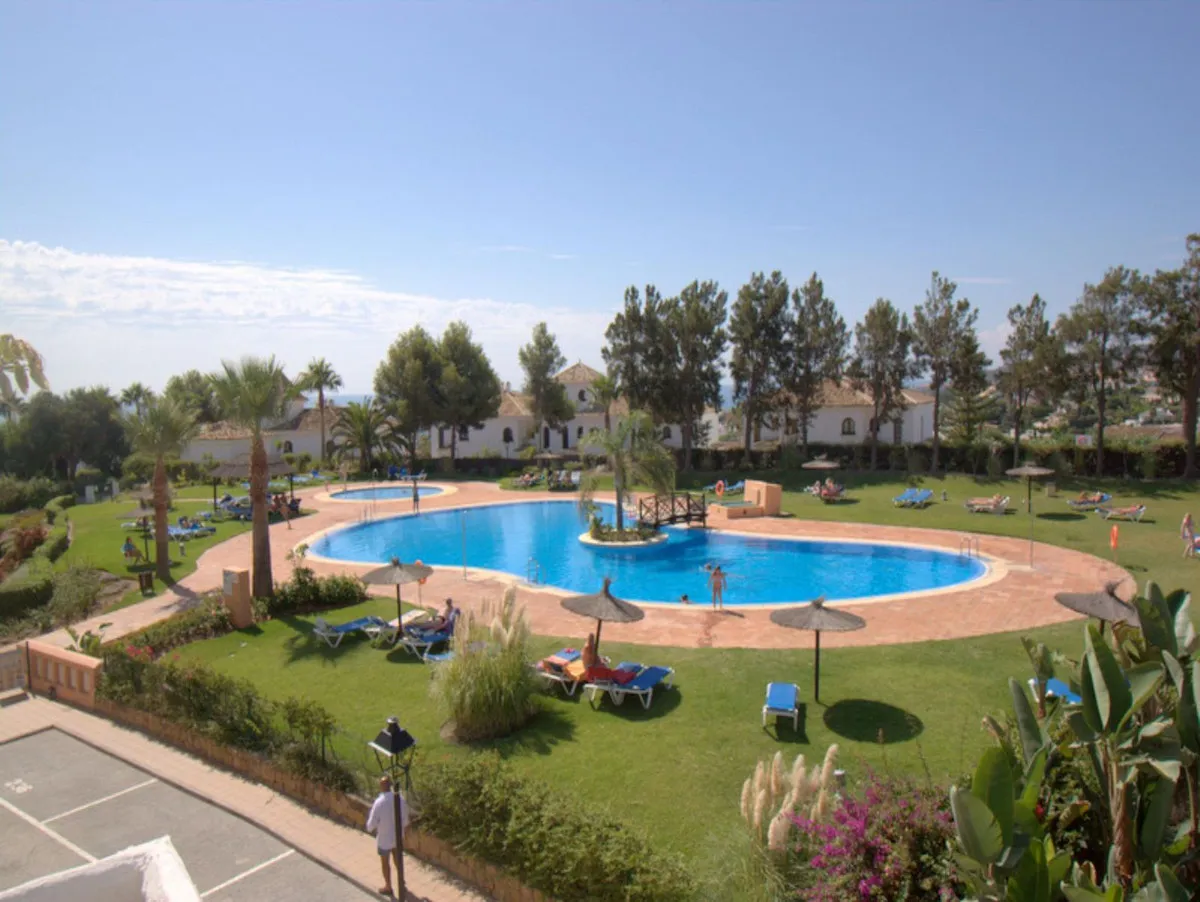 79bf6902-5d66-4fbb-a4f3-1f720429e96a