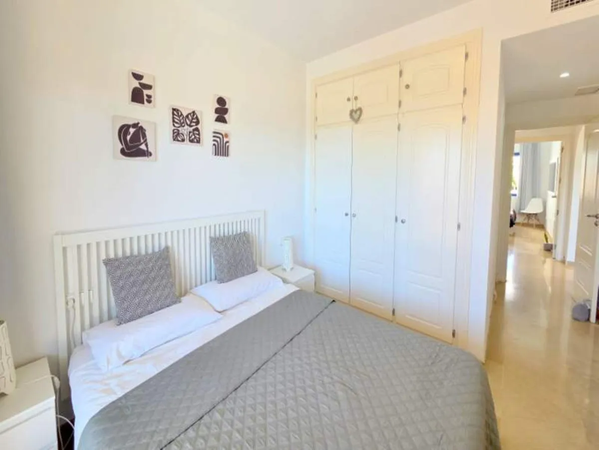 d9ec4d6c-287e-478e-8a90-21288a04da42