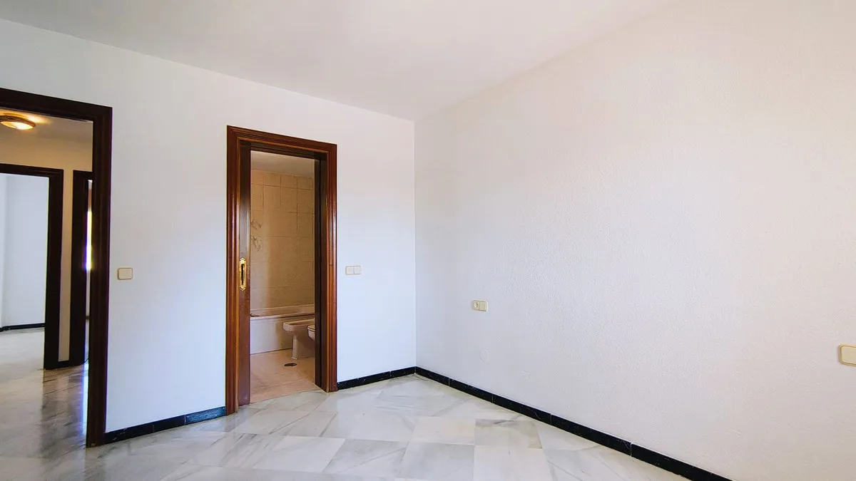 2779a8ee-31ad-4a00-b5d1-65b2d201547c