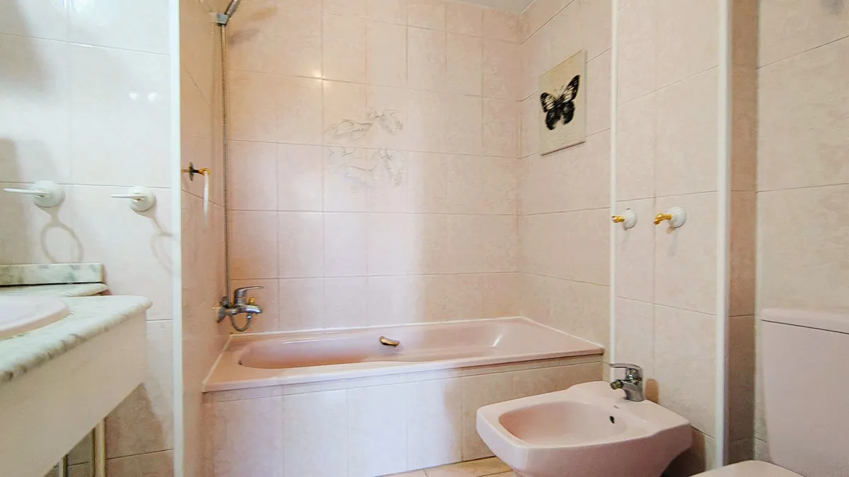 2dbc7e62-5589-4cc9-8764-3e50df7d5270