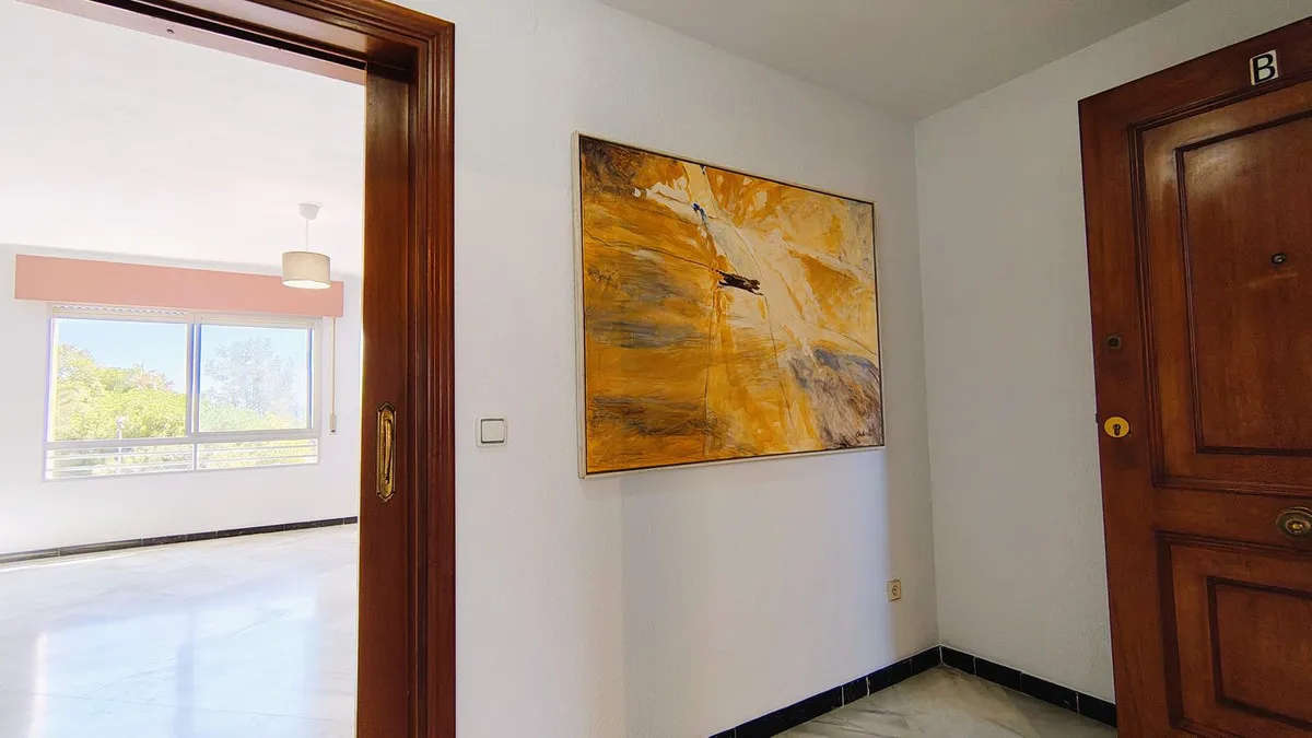 857de961-1f3a-4ef8-8ea5-2d86abc33f12