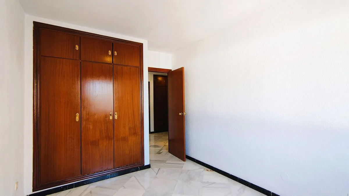 902bfc40-f0b0-4955-8f38-5863bc680a8e