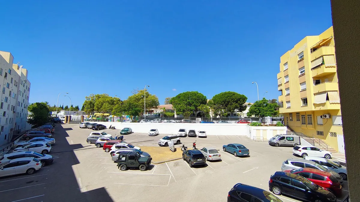 ad8f03d4-6ba3-4227-be11-d61678a9d0f2