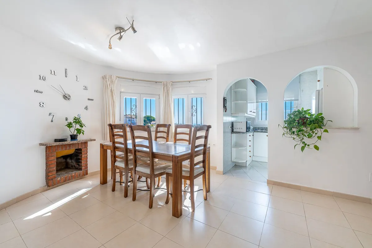 e25c7824-6257-4d1f-a7c2-9751d5d611ee