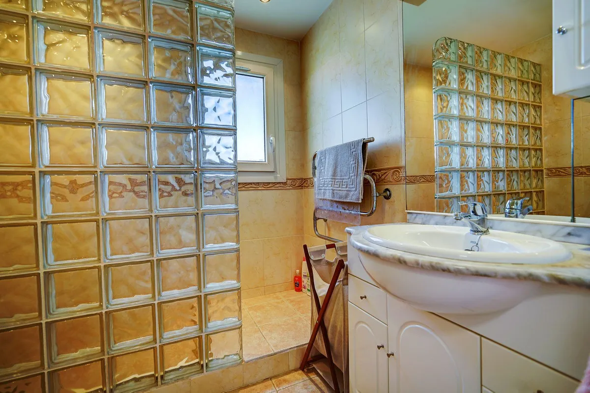 83c73b60-3f45-475a-90c6-c8ceb9b5940a