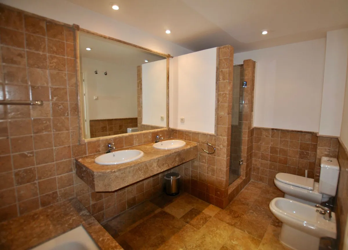 e766932f-02f9-4023-be19-4656c3c1d11b