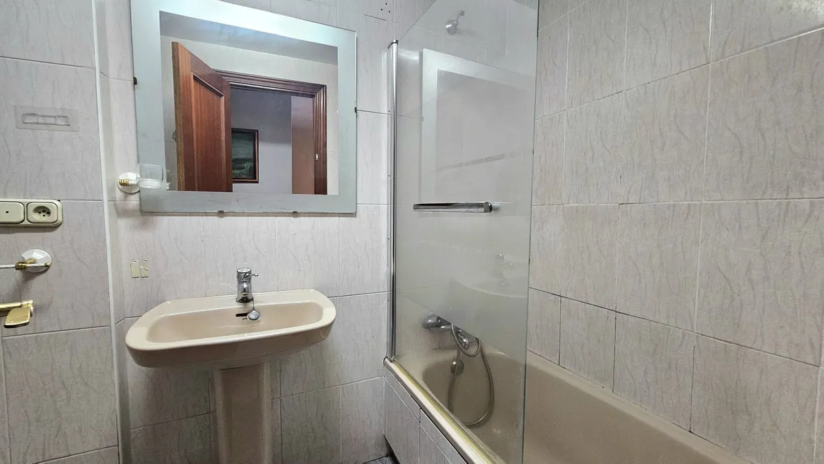 6e19f1a1-4fc5-4de0-81ef-2cff01e43c8b