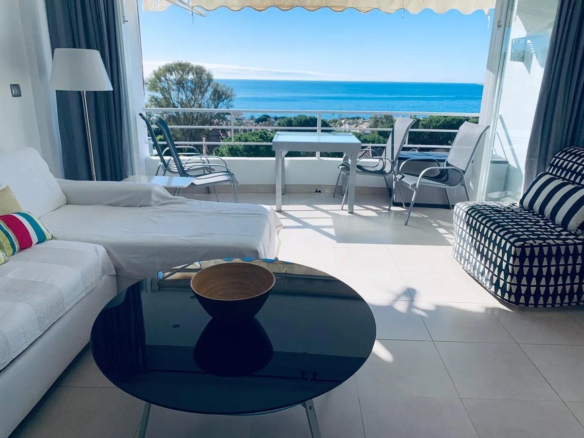 154cbeb6-73da-482f-9a57-30ee3467baa0