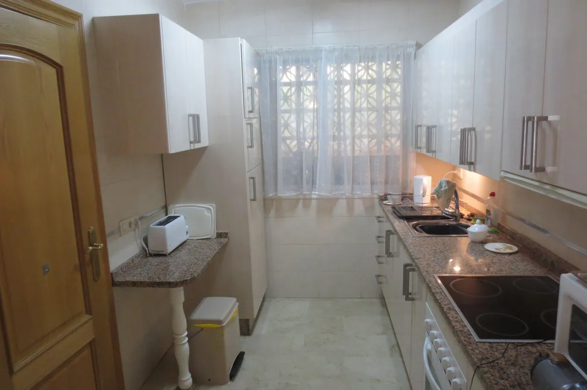 09384d7e-4b8c-43e8-81b5-3e7a605556cb