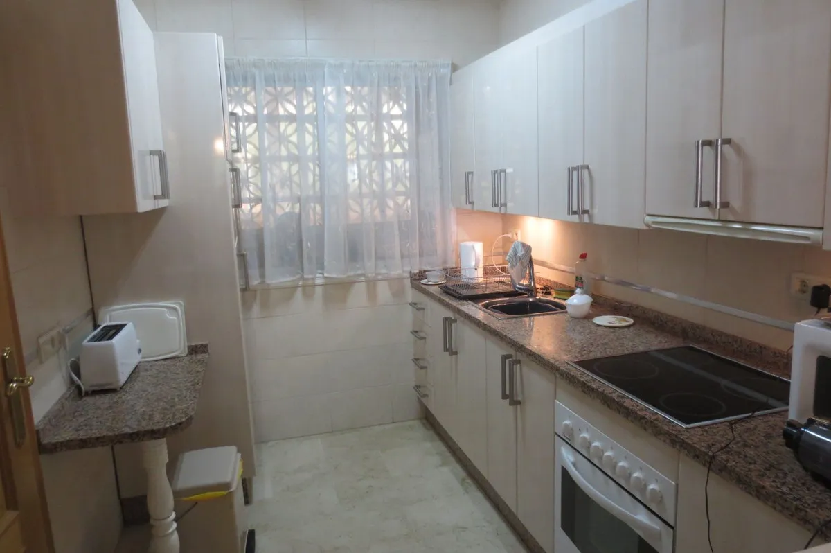 1dc0c7e3-7698-4638-94fa-28b9a04168c7