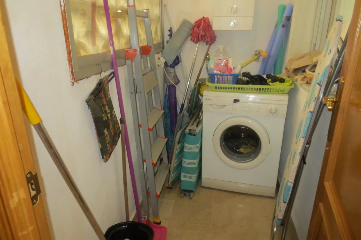 a9089802-14cf-43aa-a4ab-869ccdc77d5d