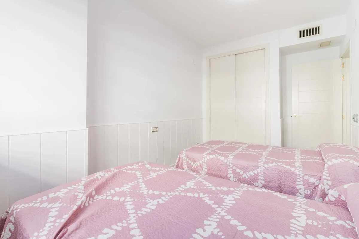 7e46877f-2bde-4974-8d72-dadca2995fc2