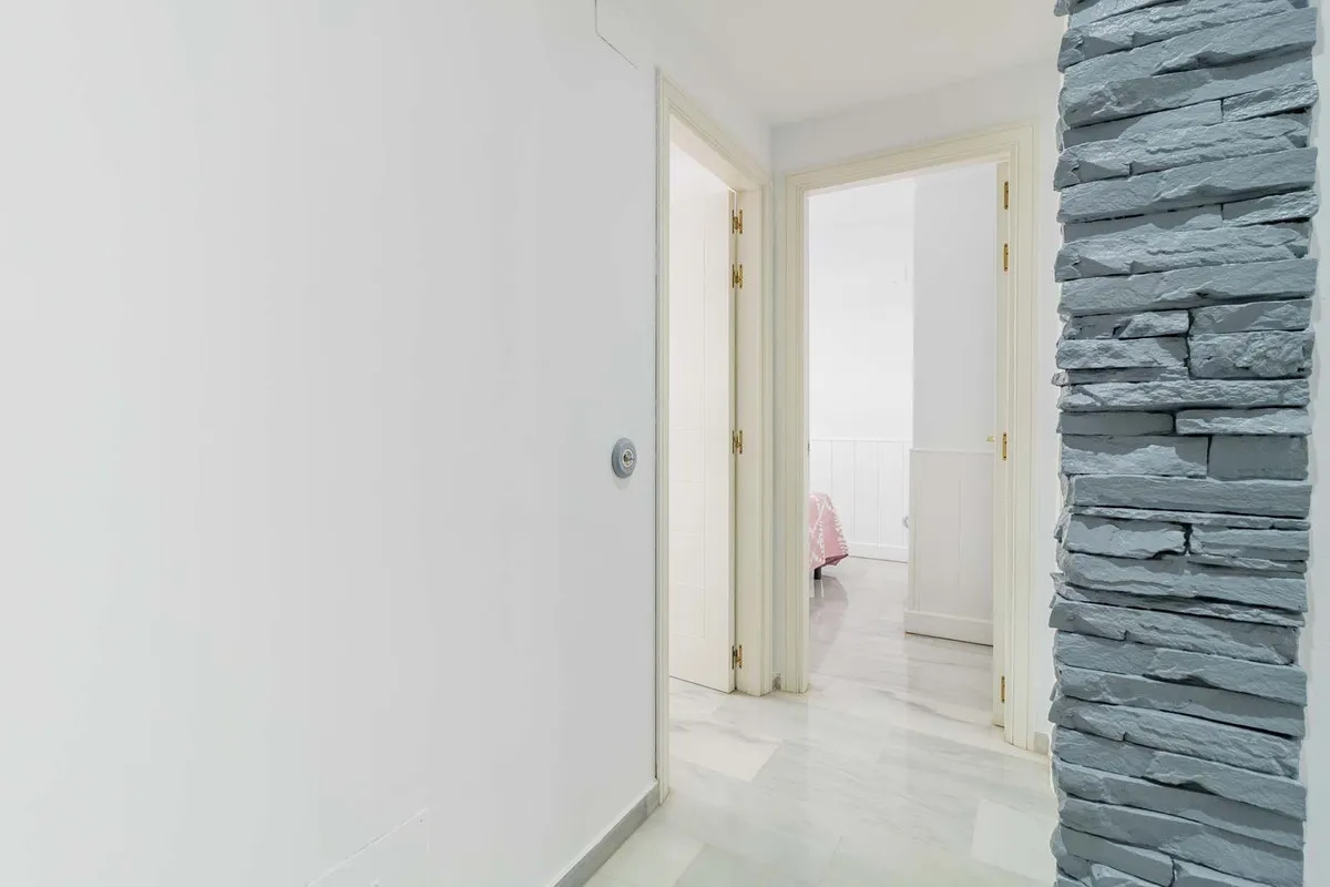 dca1c4c7-87c9-40c8-aab5-49b7187fd3e0