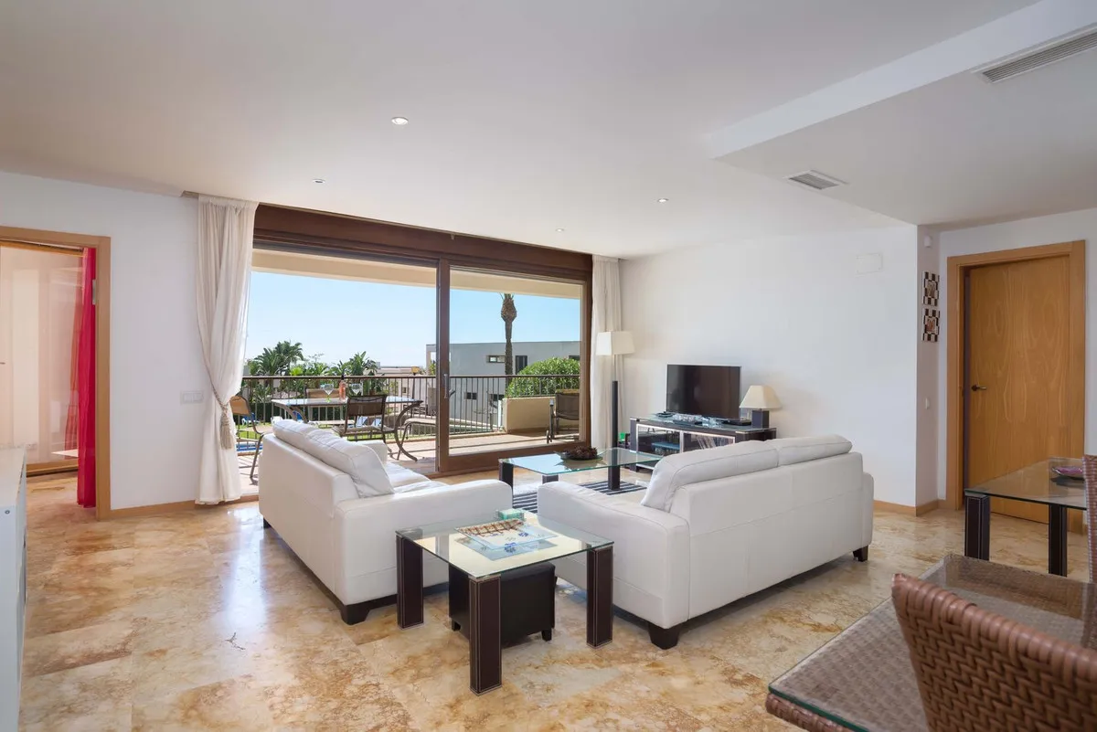 af72f17a-b88d-4df7-966c-a6fd77f4f749