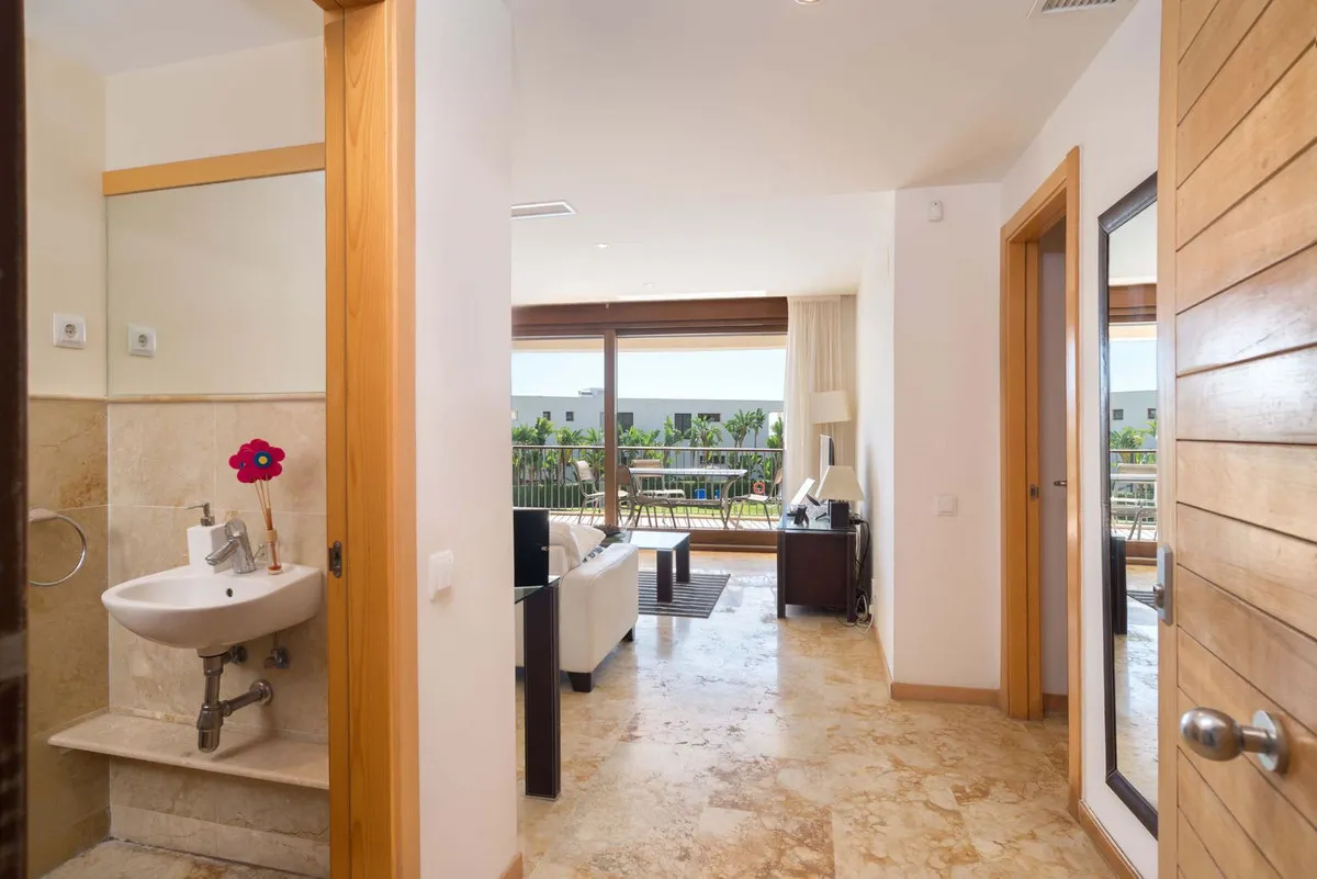 b46a8408-1884-43a8-bd17-d9791f8fbaf5