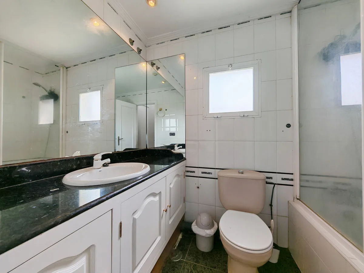 1ba80329-3ded-42a3-8267-53b8bc44c81b