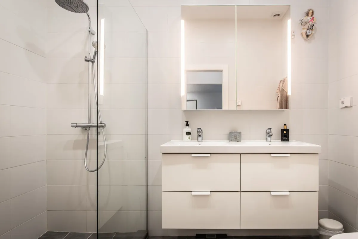 7b2a2a70-3a54-4cdc-a0c9-765a5875fe47