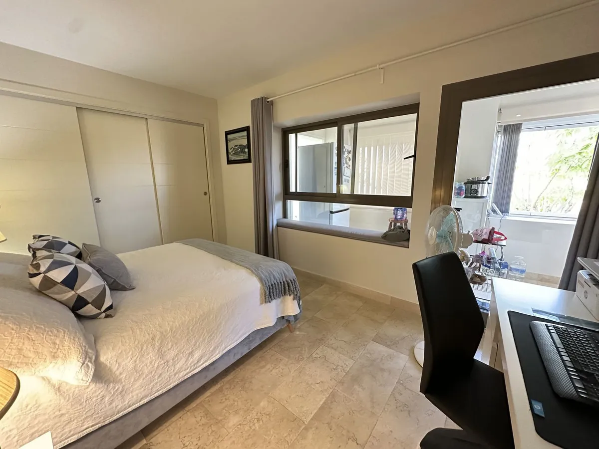 92297495-06c4-47c2-972f-3c9c1d6dacea