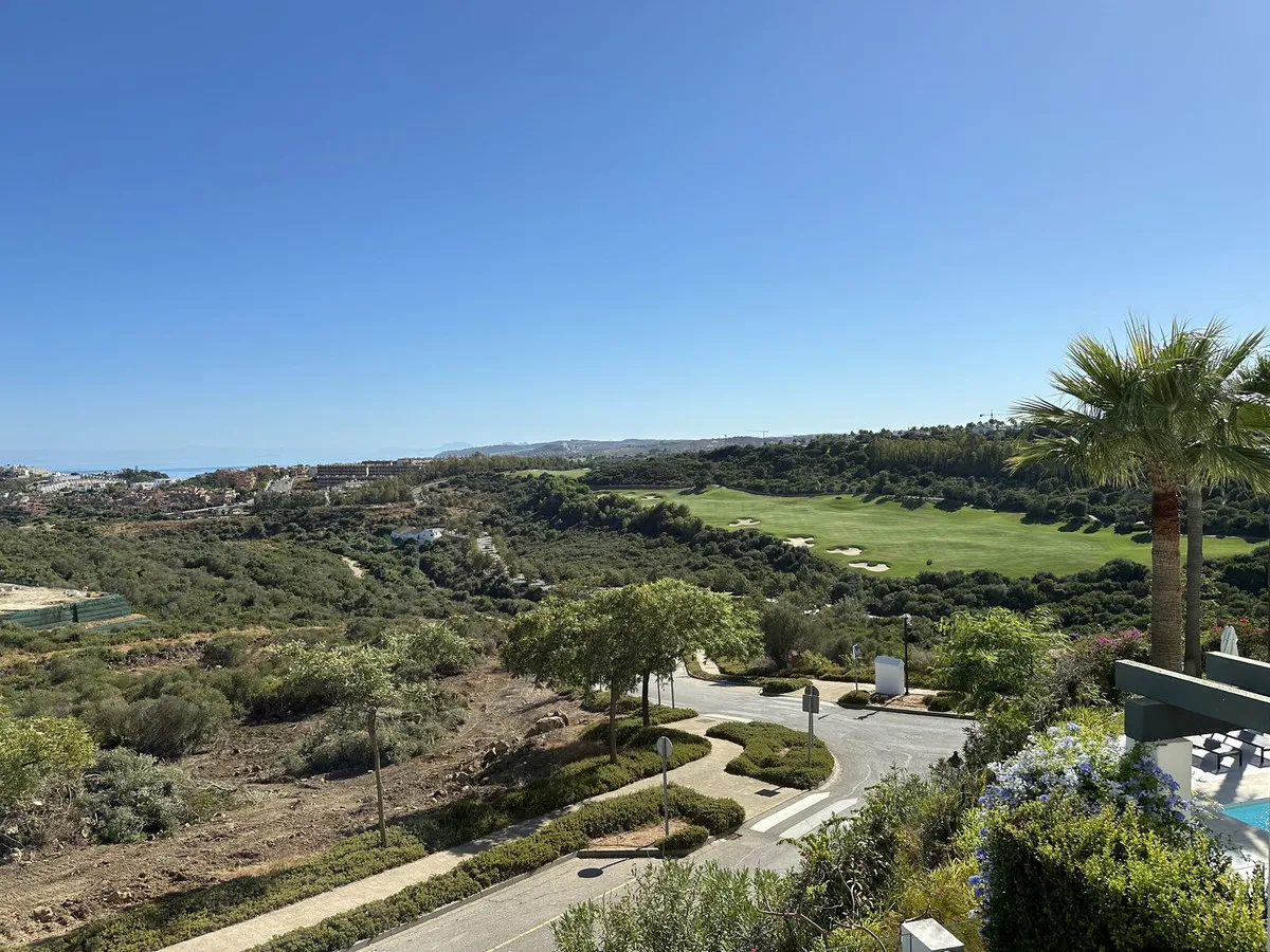 e46afb53-3ce4-447e-bf28-a1bc8527bbd7