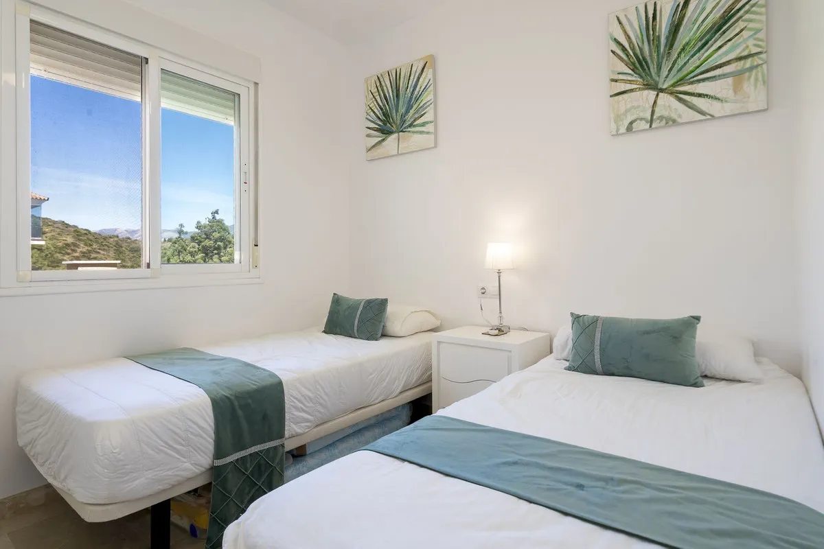 6069c49c-badf-491b-9677-fa97e0137a61