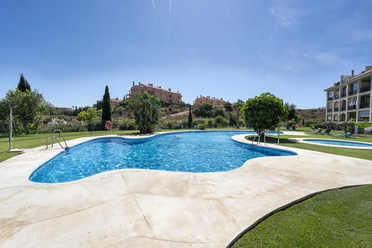 d7f6ae54-4a1e-4a6b-ac0e-004b048e9753