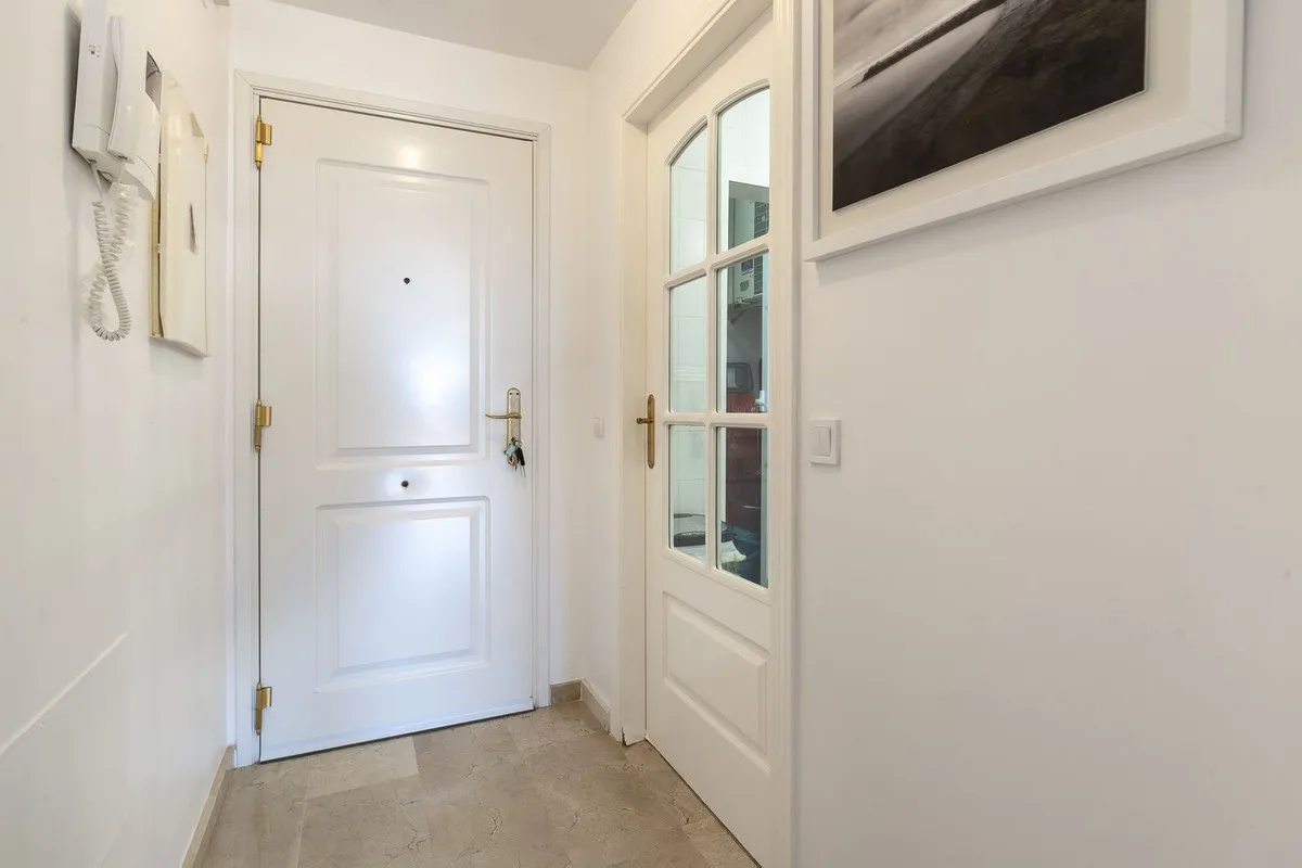 f8547fef-95fe-4a77-9b51-f07d6511e0f1