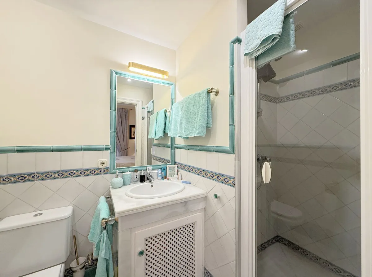 092ef33c-c793-4217-b1b8-11df6b696e17