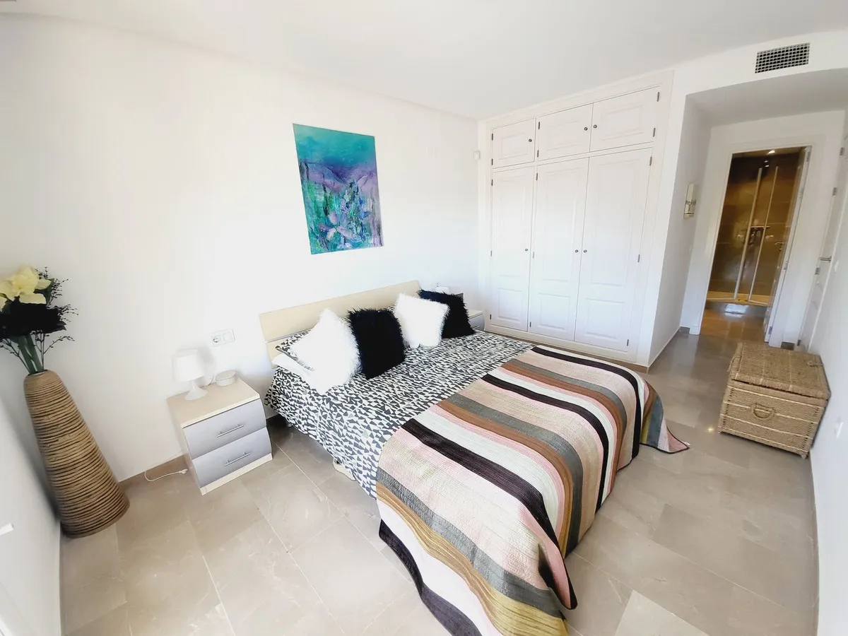 09de7f18-1d78-4df5-bbcb-9efed77cd792