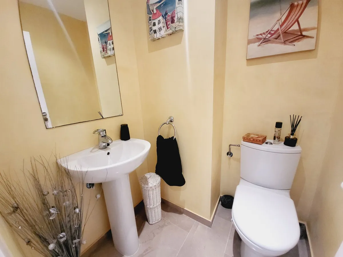 720f9f79-6fbf-40f8-a0f1-658205b1a0c6