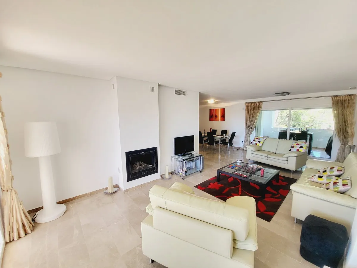 fb7b1d99-580a-479d-b427-bc13cd68254e