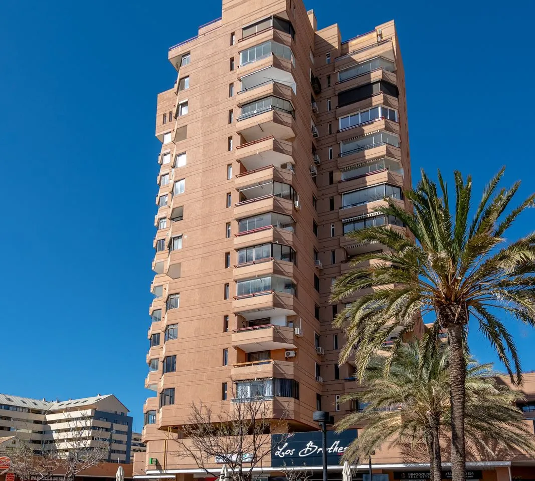 37e44fe4-c790-4897-b1ed-933a0d86d2ff