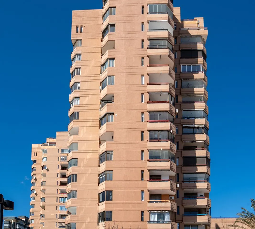 e22d065a-9c21-4fb2-a4c5-214af7e7e83f