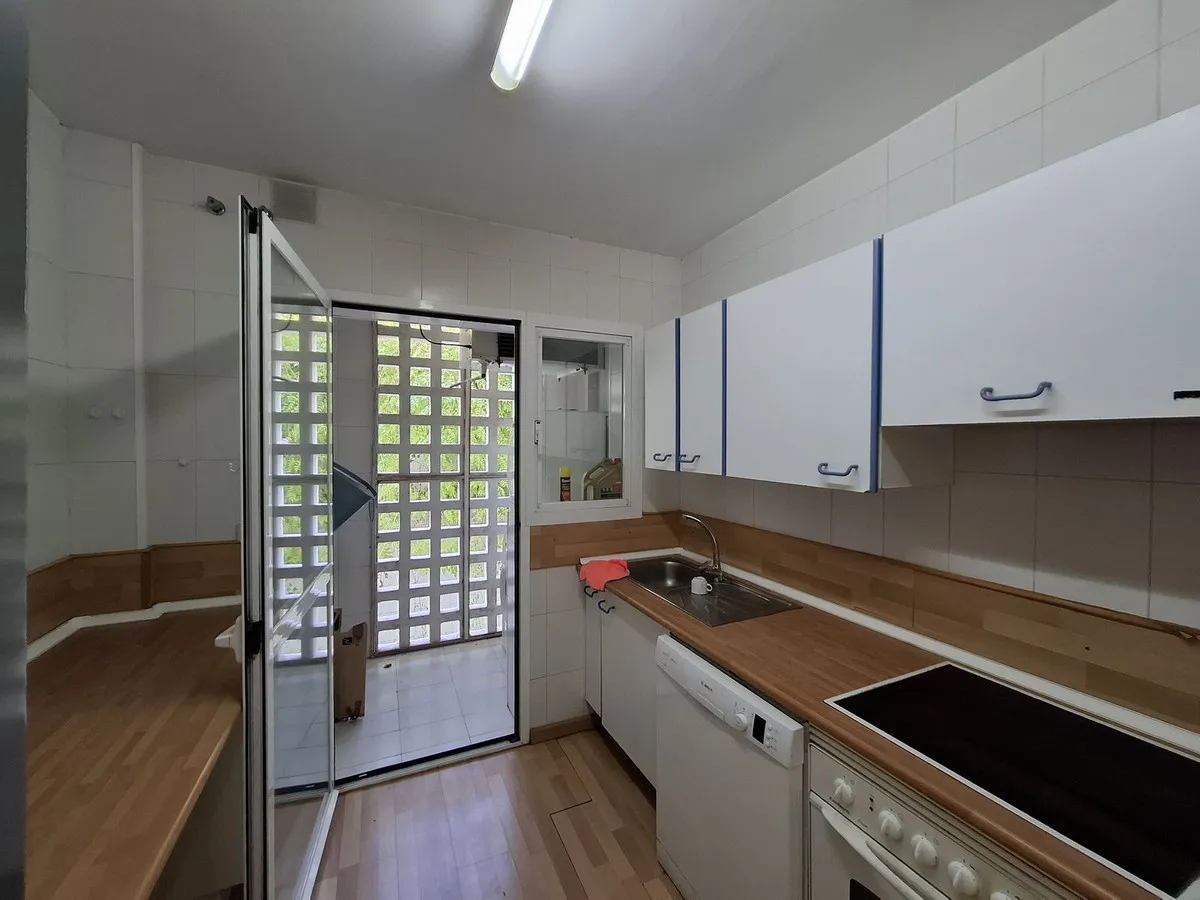 56458007-4822-4385-aa0e-f17dd8d2b120