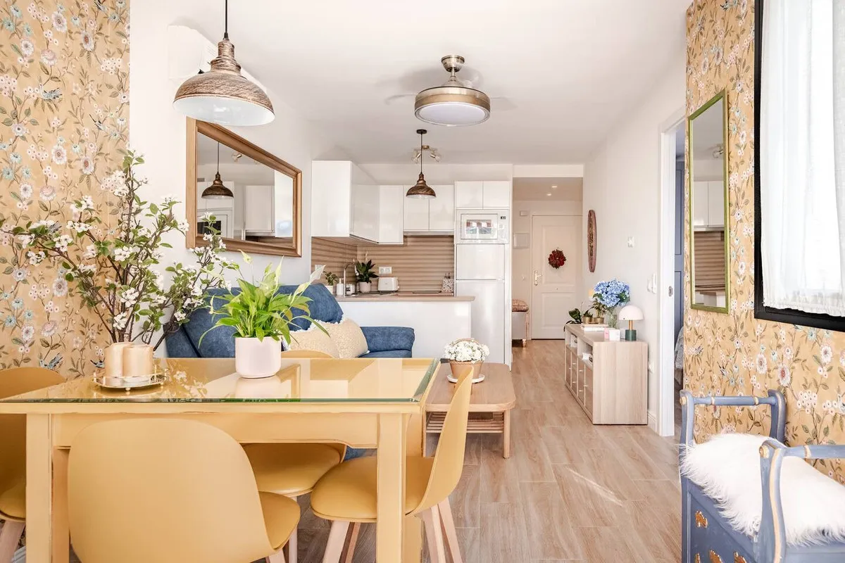 17f7ea90-f636-48f9-8ed6-3ad6735a5f9b